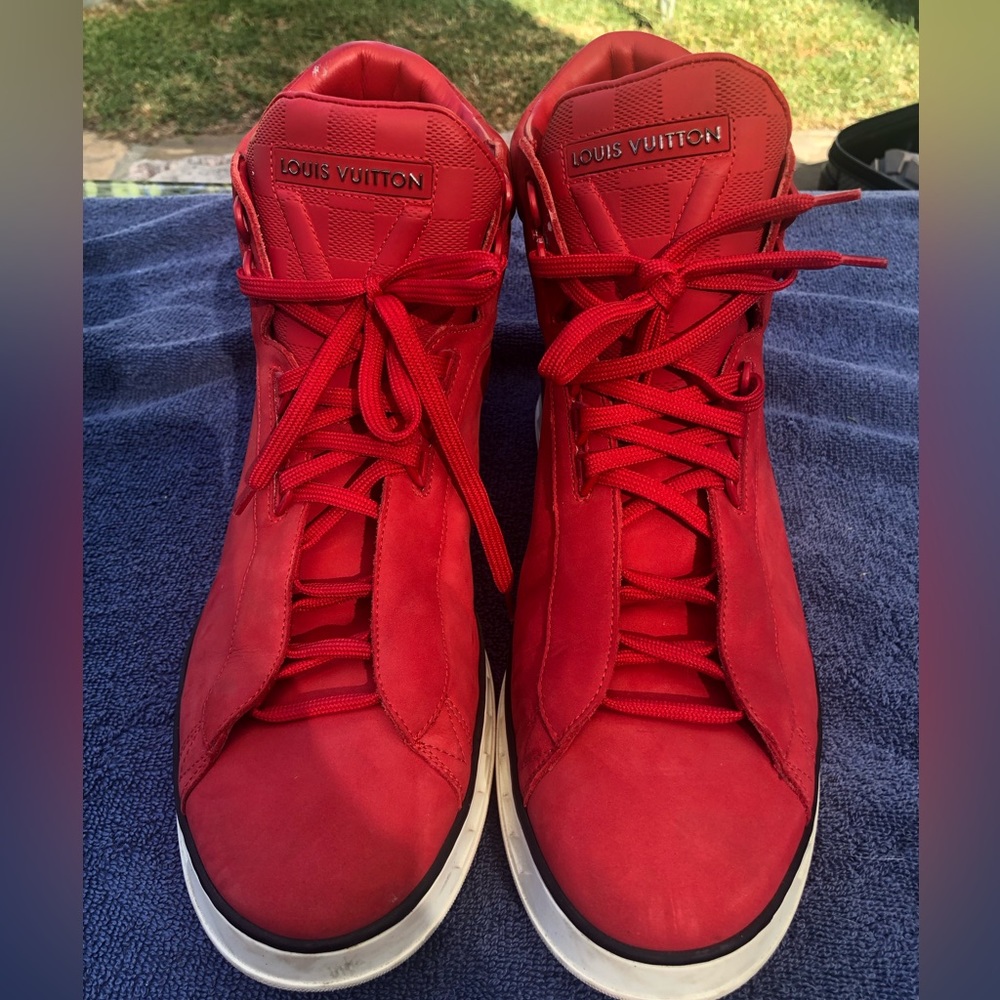 louis-vuitton mens shoes sneakers. Streetlight